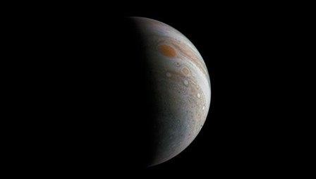 Американский зонд juno вновь приблизится к юпитеру на 4,3 тысячи километров