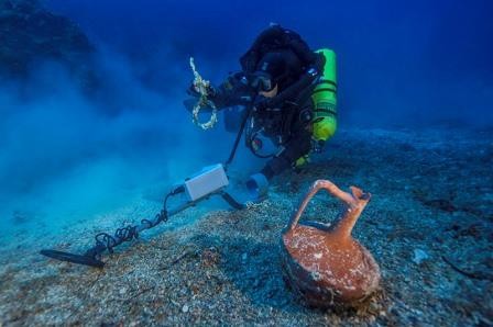 Археологи сообщают о новых удивительных находках на месте антикитерского кораблекрушения