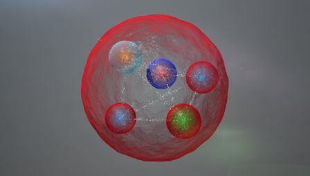 Физики открыли целое семейство частиц из четырех кварков