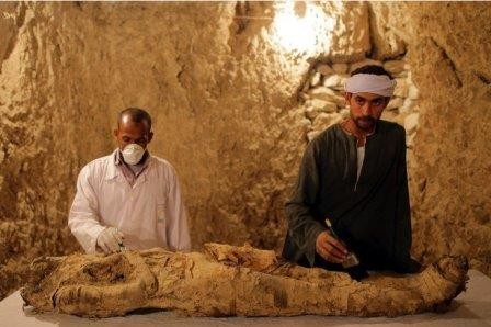 В египте нашли две гробницы времен xviii династии