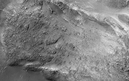 Зонд mro сфотографировал сход каменной лавины на марсе